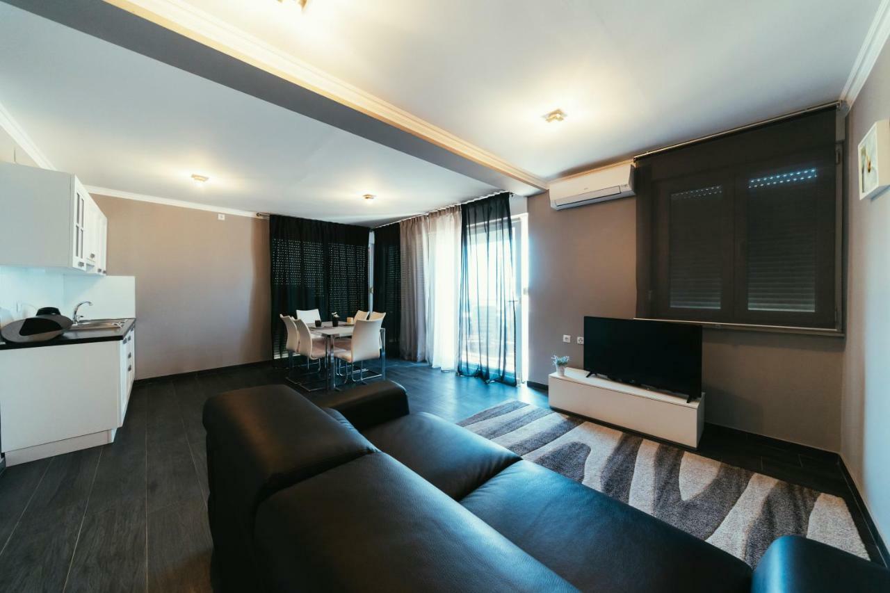 Apartments Prestige Petrcane Exteriér fotografie
